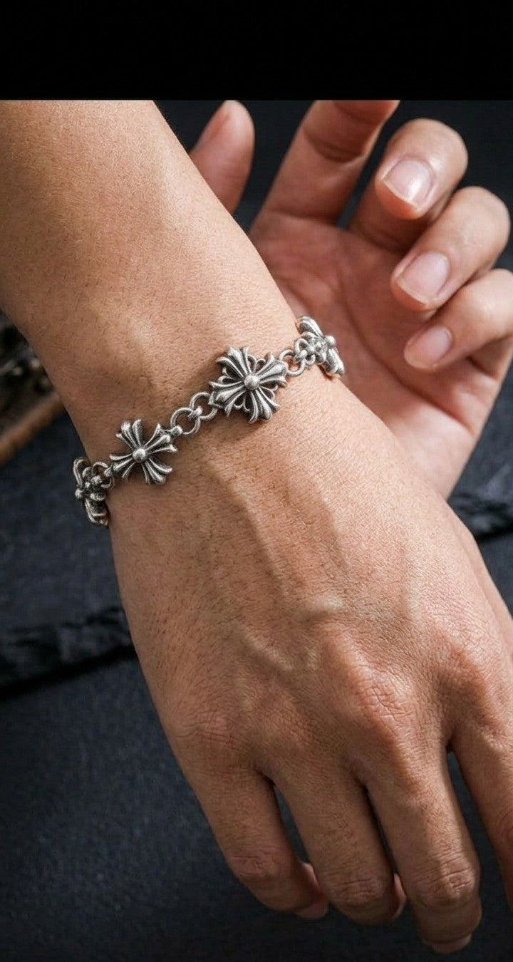 Nocturne Cross Bracelet