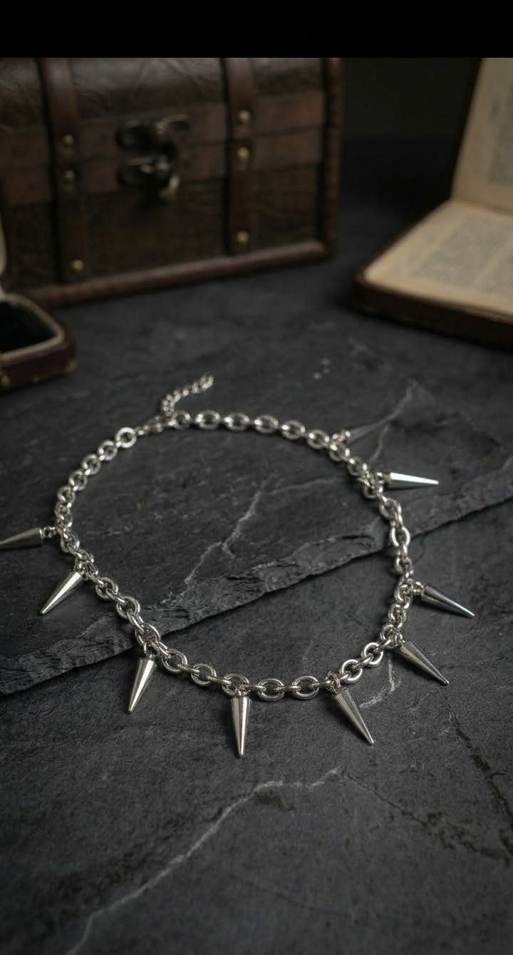 Shadow Fang Choker